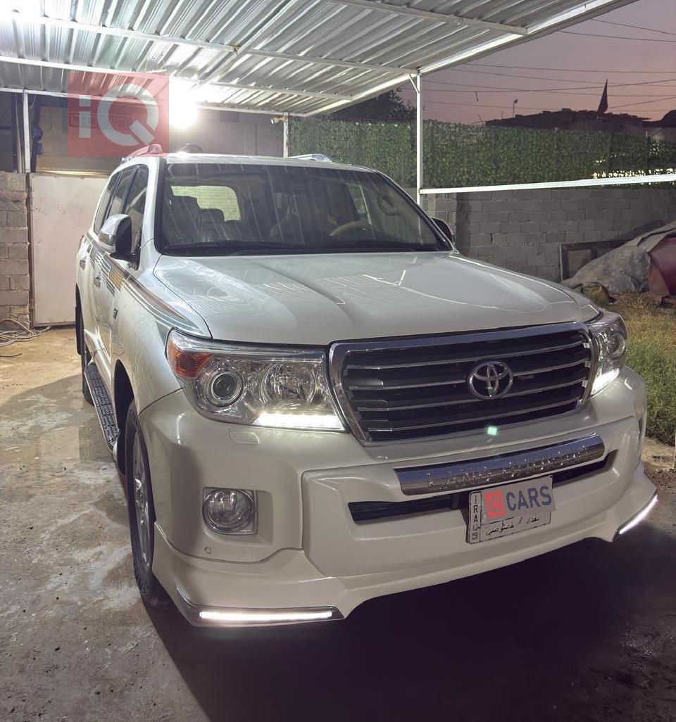 تويوتا لاندكروزر